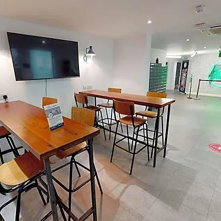 Iq The Brickworks Apartamento